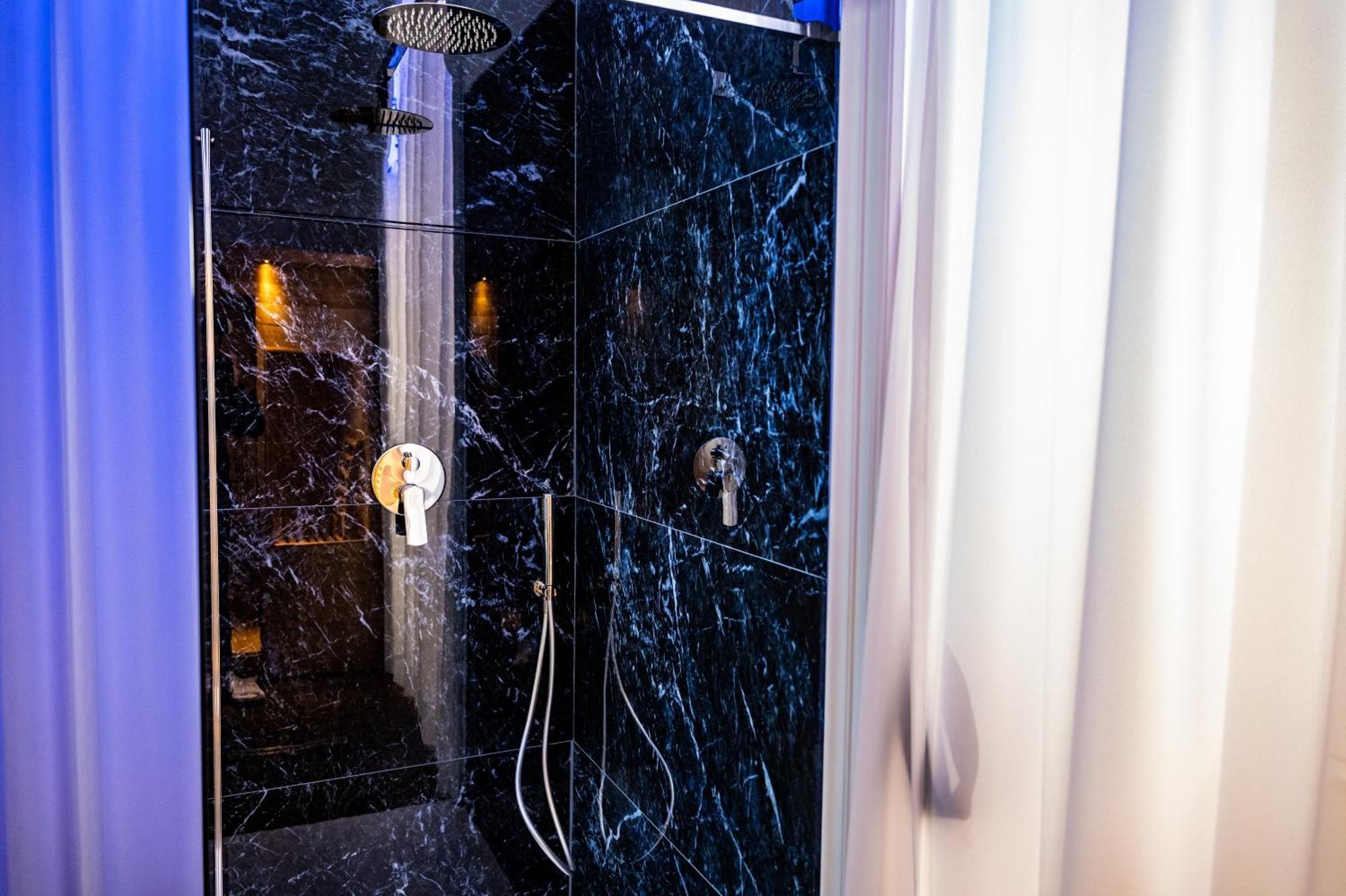 Pama Luxury & Frühstückspension
