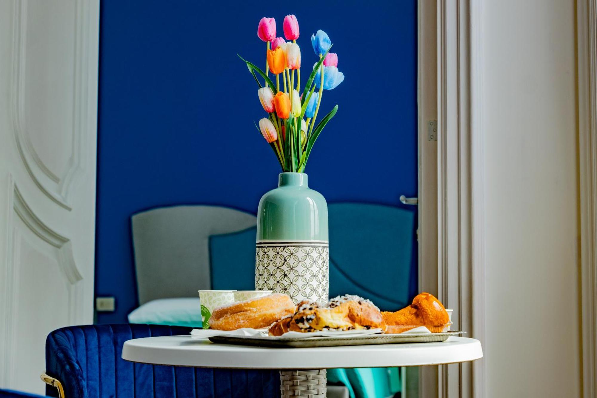 Pama Luxury & Couette-café