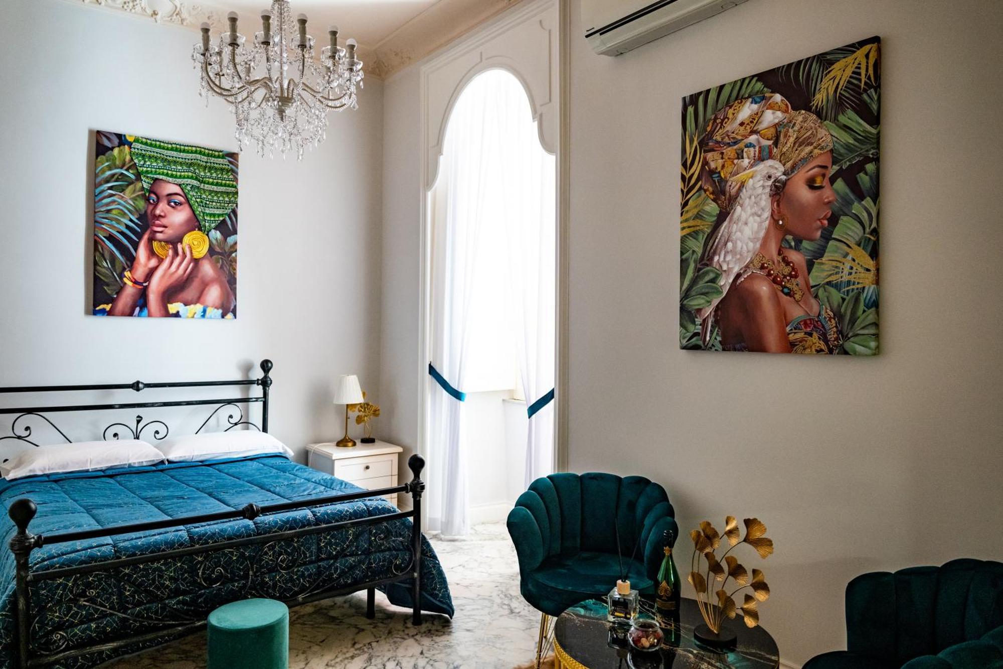 Couette-café Pama Luxury & *